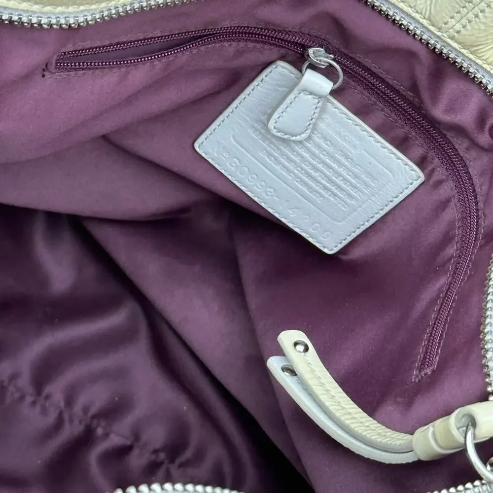 Vintage Coach Cream Leather Shoulder Bag
